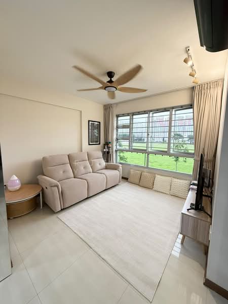 109A Canberra Walk, 109A Canberra Walk, 3 Bedrooms, 1,011 sqft, HDB Flat For Sale, by Rusydi Yusoff, 500210169 - Living Room - PropertyGuru.com.sg