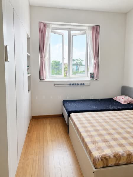 Edelweiss Park Condo, 90 Flora Road, 3 Bedrooms, 1,055 sqft, Condominium For Rent, by Irene Ho, 500210183 - Bedroom - PropertyGuru.com.sg