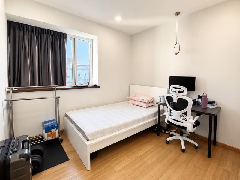 Edelweiss Park Condo, 90 Flora Road, 3 Bedrooms, 1,055 sqft, Condominium For Rent, by Irene Ho, 500210183 - Bedroom - PropertyGuru.com.sg