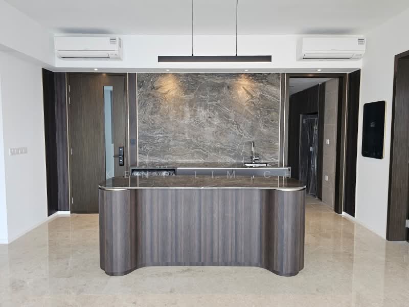 Clavon, 8 Clementi Avenue 1, 5 Bedrooms, 1,690 sqft, Condominium For Sale, by Kent Lim CH, 500210188 - Dry Kitchen & Island - PropertyGuru.com.sg