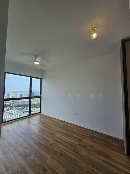 Clavon, 8 Clementi Avenue 1, 5 Bedrooms, 1,690 sqft, Condominium For Sale, by Kent Lim CH, 500210188 - Master bedroom - PropertyGuru.com.sg