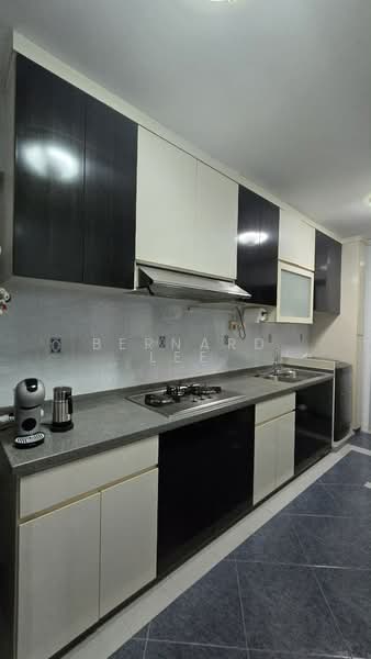501B Wellington Circle, 501B Wellington Circle, 3 Bedrooms, 1,184 sqft, HDB Flat For Sale, by Bernard Lee, 500210199 - Kitchen - PropertyGuru.com.sg