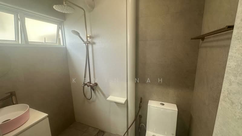 Neptune Court, 1 Marine Vista, 3 Bedrooms, 1,270 sqft, Apartment For Sale, by Kevin Nah, 500210202 - Bathroom - PropertyGuru.com.sg