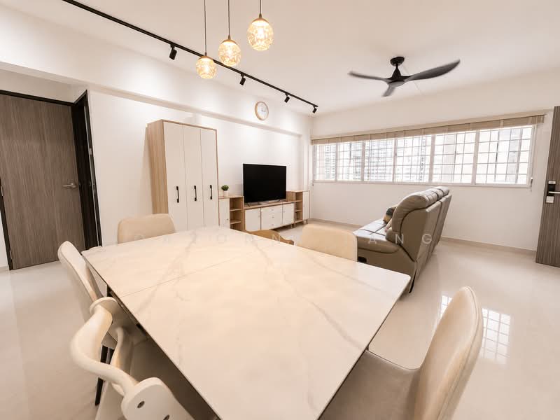 109 Jalan Bukit Merah, 109 Jalan Bukit Merah, 3 Bedrooms, 1,119 sqft, HDB Flat For Sale, by Joavonne Tang, 500210214 - Living Room - PropertyGuru.com.sg