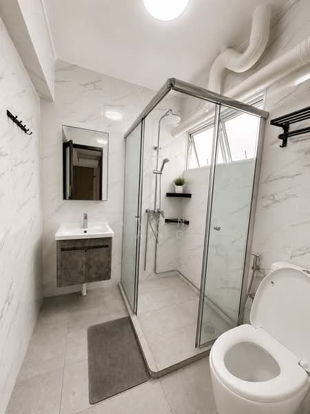 109 Jalan Bukit Merah, 109 Jalan Bukit Merah, 3 Bedrooms, 1,119 sqft, HDB Flat For Sale, by Joavonne Tang, 500210214 - Bathroom - PropertyGuru.com.sg