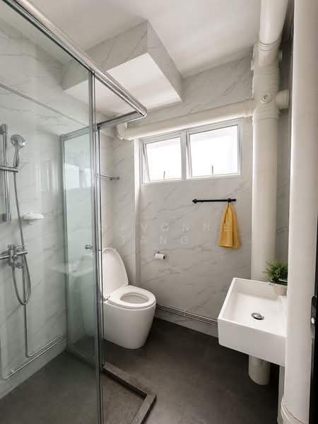 109 Jalan Bukit Merah, 109 Jalan Bukit Merah, 3 Bedrooms, 1,119 sqft, HDB Flat For Sale, by Joavonne Tang, 500210214 - Bathroom - PropertyGuru.com.sg