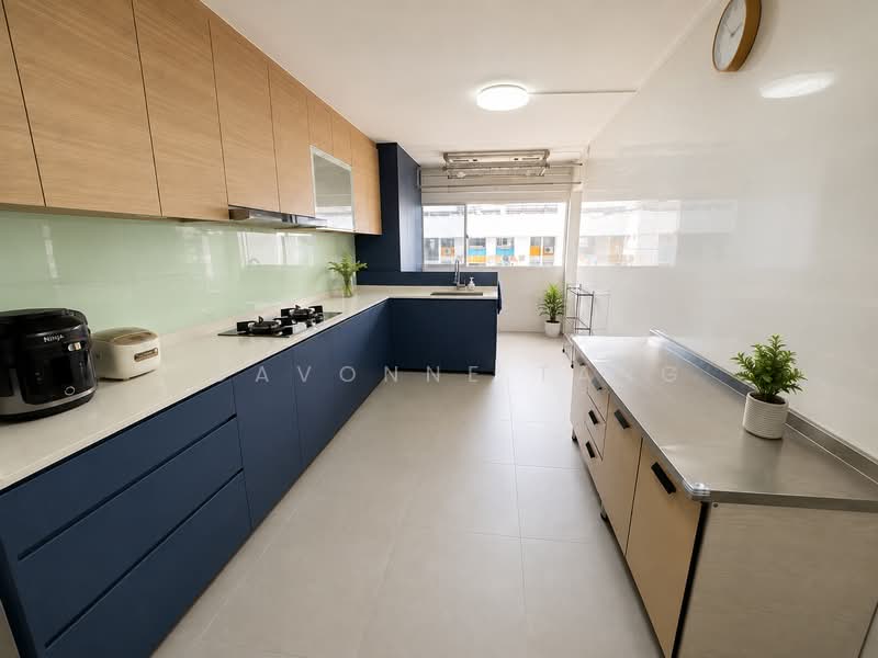 109 Jalan Bukit Merah, 109 Jalan Bukit Merah, 3 Bedrooms, 1,119 sqft, HDB Flat For Sale, by Joavonne Tang, 500210214 - Kitchen - PropertyGuru.com.sg