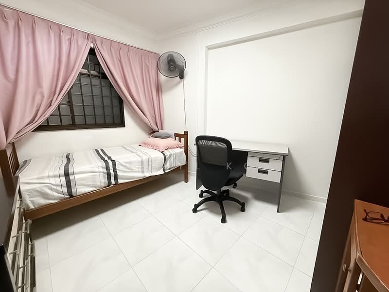 191 Bukit Batok West Avenue 6, 191 Bukit Batok West Avenue 6, 4 Bedrooms, 1,291 sqft, HDB Flat For Sale, by Sheryl Koh, 500210227 - Bedroom - PropertyGuru.com.sg