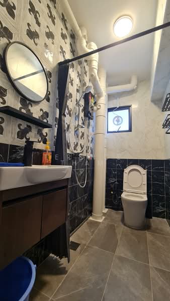 290B Compassvale Crescent, 290B Compassvale Crescent, Room Rental, 150 sqft, HDB Flat For Rent, by Terence Tham, 500210234 - Bathroom - PropertyGuru.com.sg