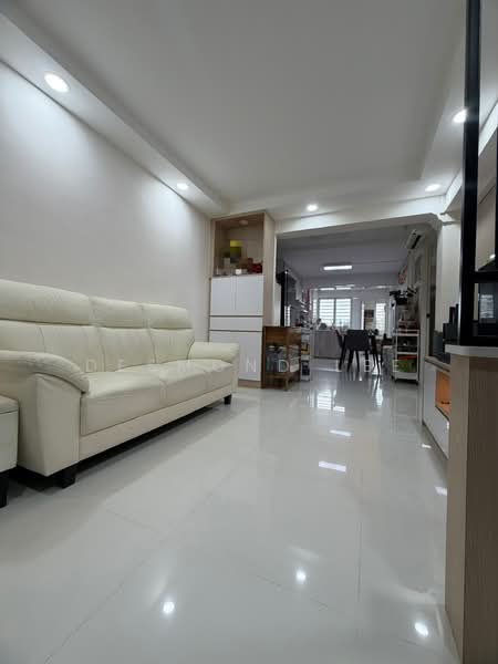 130 Bukit Merah View, 130 Bukit Merah View, 2 Bedrooms, 700 sqft, HDB Flat For Sale, by Desmond Lee, 500210240 - Living Room - PropertyGuru.com.sg