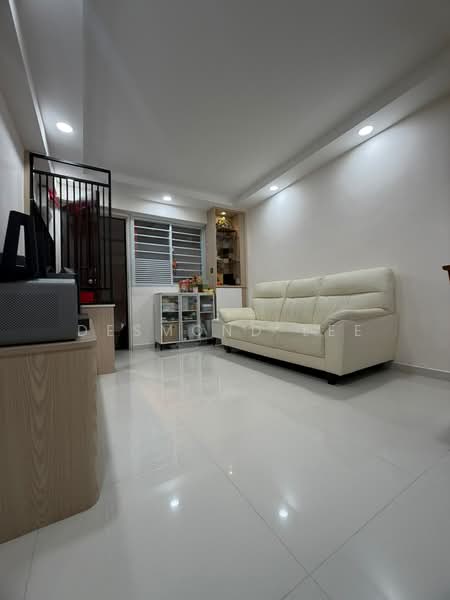 130 Bukit Merah View, 130 Bukit Merah View, 2 Bedrooms, 700 sqft, HDB Flat For Sale, by Desmond Lee, 500210240 - Living Room - PropertyGuru.com.sg