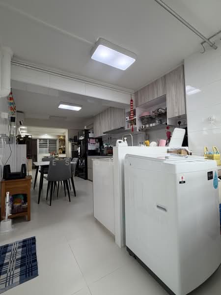 130 Bukit Merah View, 130 Bukit Merah View, 2 Bedrooms, 700 sqft, HDB Flat For Sale, by Desmond Lee, 500210240 - Kitchen - PropertyGuru.com.sg