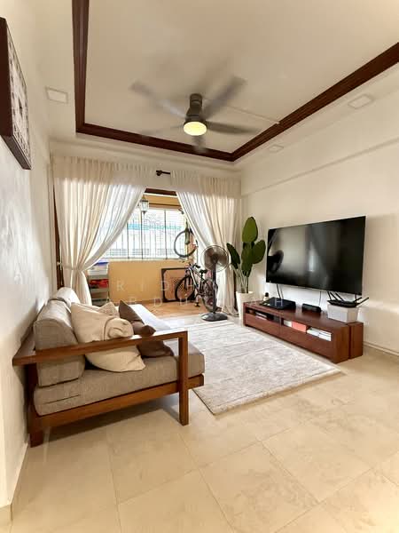 503 Woodlands Drive 14, 503 Woodlands Drive 14, 3 Bedrooms, 1,324 sqft, HDB Flat For Sale, by Ridhuan Abdullah, 500210244 - Living Room - PropertyGuru.com.sg