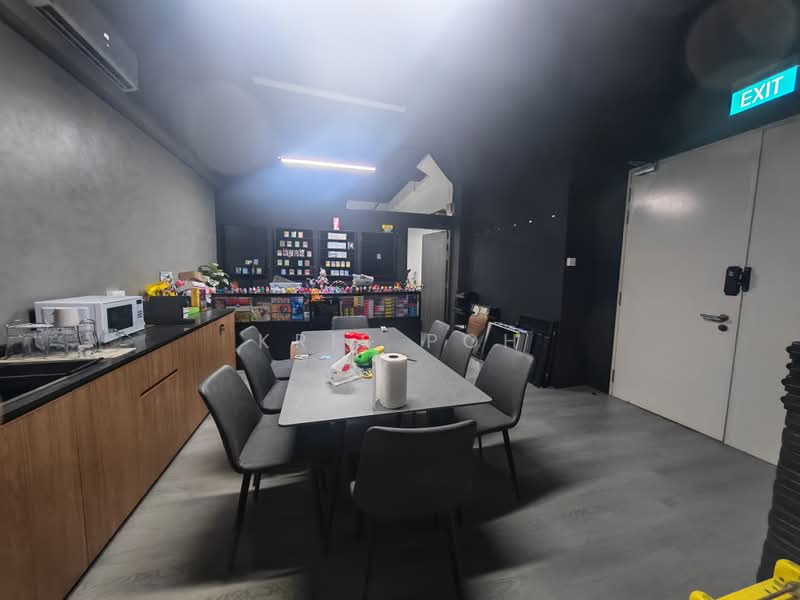Grantral Complex, 601 Macpherson Road, Macpherson / Potong Pasir, 1,872 sqft, Light Industrial (B1) For Rent, by Kris Poh, 500210245 - Interior - CommercialGuru.com.sg