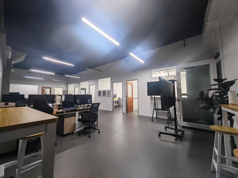Grantral Complex, 601 Macpherson Road, Macpherson / Potong Pasir, 1,872 sqft, Light Industrial (B1) For Rent, by Kris Poh, 500210245 - Interior - CommercialGuru.com.sg