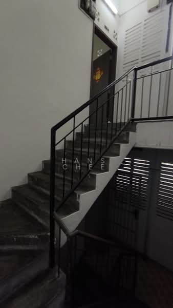 Walkup Apartment near Little India / City Square, 123 Kitchener Road, Room Rental, 120 sqft, Terraced House For Rent, by Hans Chee, 500210248 - Corridor - PropertyGuru.com.sg