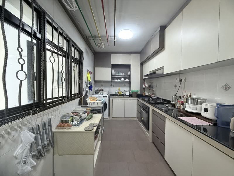 673C Jurong West Street 65, 673C Jurong West Street 65, 3 Bedrooms, 1,184 sqft, HDB Flat For Sale, by Goh Eugene, 500210258 - Kitchen - PropertyGuru.com.sg