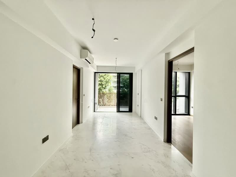 Sceneca Residence, 26 Tanah Merah Kechil Link, 3 Bedrooms, 904 sqft, Condominium For Rent, by Eugen Tan, 500210265 - Corridor - PropertyGuru.com.sg