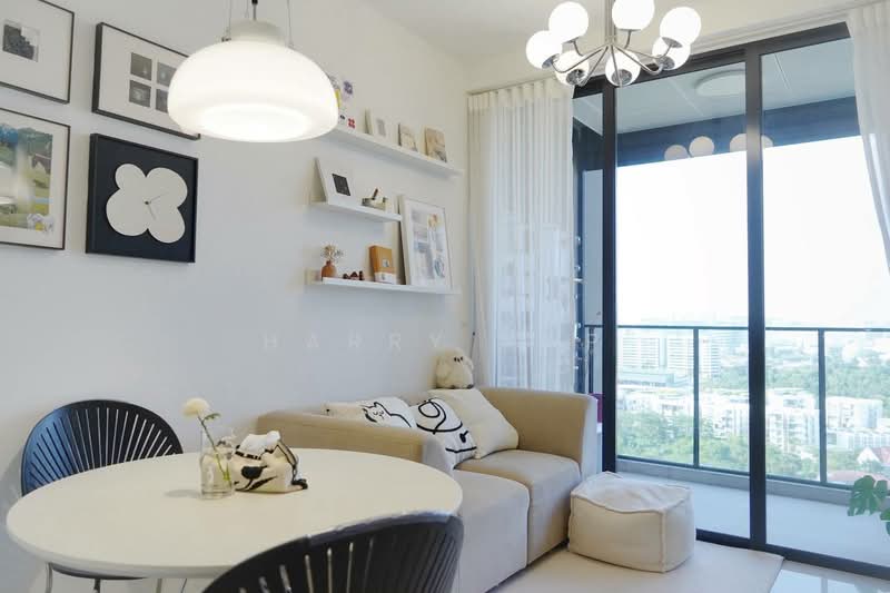Whistler Grand, West Coast vale, 1 Bedroom, 441 sqft, Condominium For Sale, by Harry Yap, 500210269 - Living Room - PropertyGuru.com.sg