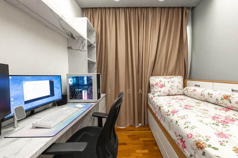 Sea Horizon, 1 Pasir Ris Rise, 5 Bedrooms, 1,485 sqft, Executive Condominium For Sale, by Merl Saw, 500210271 - Bedroom - PropertyGuru.com.sg