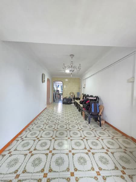180 Ang Mo Kio Avenue 5, 180 Ang Mo Kio Avenue 5, 2 Bedrooms, 883 sqft, HDB Flat For Sale, by William Tan, 500210277 - PropertyGuru.com.sg