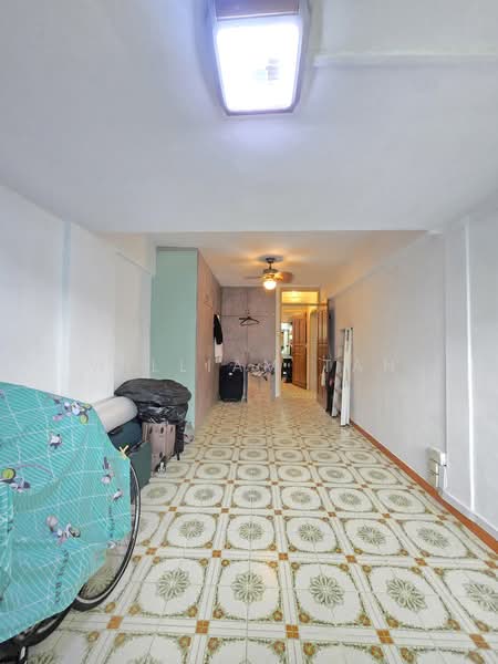 180 Ang Mo Kio Avenue 5, 180 Ang Mo Kio Avenue 5, 2 Bedrooms, 883 sqft, HDB Flat For Sale, by William Tan, 500210277 - PropertyGuru.com.sg