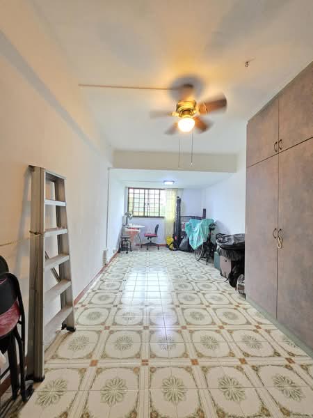 180 Ang Mo Kio Avenue 5, 180 Ang Mo Kio Avenue 5, 2 Bedrooms, 883 sqft, HDB Flat For Sale, by William Tan, 500210277 - PropertyGuru.com.sg