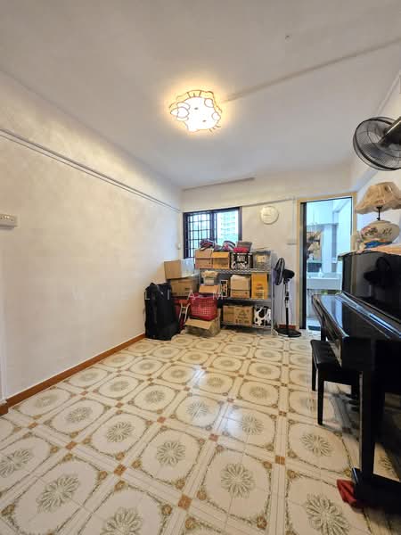 180 Ang Mo Kio Avenue 5, 180 Ang Mo Kio Avenue 5, 2 Bedrooms, 883 sqft, HDB Flat For Sale, by William Tan, 500210277 - PropertyGuru.com.sg