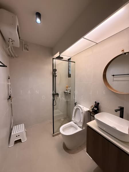 420C Northshore Drive, 420C Northshore Drive, 3 Bedrooms, 1,012 sqft, HDB Flat For Sale, by Tan Ming Jie Darius, 500210281 - Bathroom - PropertyGuru.com.sg