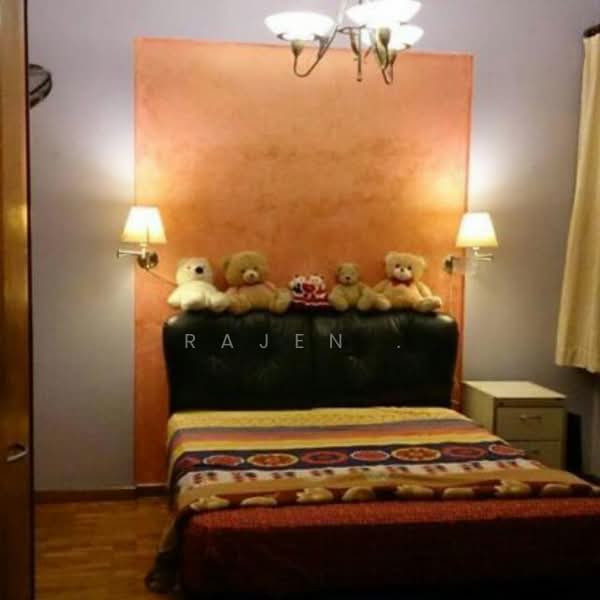 Immediately Avail. Spacious Master Bedroom @ Summerdale Condo, Boon lay Drive, Room Rental, 400 sqft, Condominium For Rent, by Rajen ., 500210288 - Bedroom - PropertyGuru.com.sg