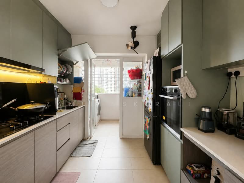 621A Tampines Street 61, 621A Tampines Street 61, 3 Bedrooms, 1,001 sqft, HDB Flat For Sale, by Zamir Askerali, 500210297 - Kitchen - PropertyGuru.com.sg