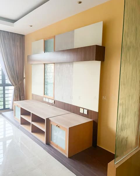 Carissa Park Condo, 2 Flora Drive, 4 Bedrooms, 2,110 sqft, Condominium For Sale, by Shirlene Ang, 500210299 - Living Room - PropertyGuru.com.sg