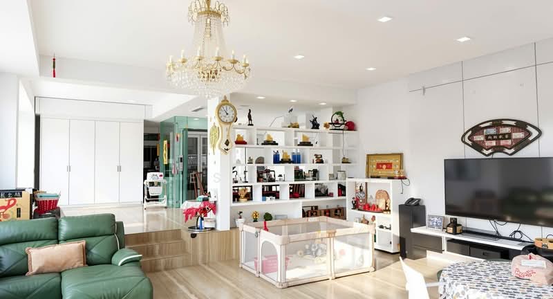 MacPherson, Jalan Anggerek, 10+ Bedrooms, 5,335 sqft, Corner Terrace For Sale, by Jessy Han, 500210305 - Living Room - PropertyGuru.com.sg