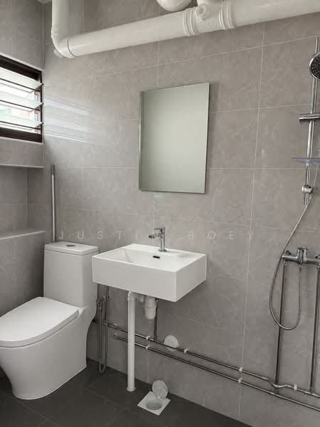 486B Tampines Avenue 9, 486B Tampines Avenue 9, 3 Bedrooms, 1,152 sqft, HDB Flat For Sale, by Justin Boey, 500210309 - Bathroom - PropertyGuru.com.sg