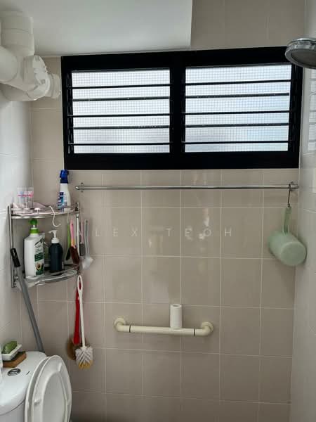 371 Clementi Avenue 4, 371 Clementi Avenue 4, Room Rental, 100 sqft, HDB Flat For Rent, by Alex Teoh, 500210329 - Bathroom - PropertyGuru.com.sg