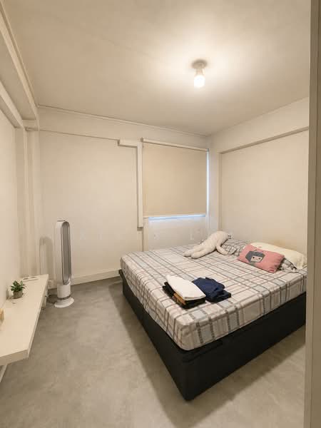 1 Lorong 7 Toa Payoh, 1 Lorong 7 Toa Payoh, 2 Bedrooms, 721 sqft, HDB Flat For Sale, by Kelly Lim, 500210330 - Bedroom - PropertyGuru.com.sg