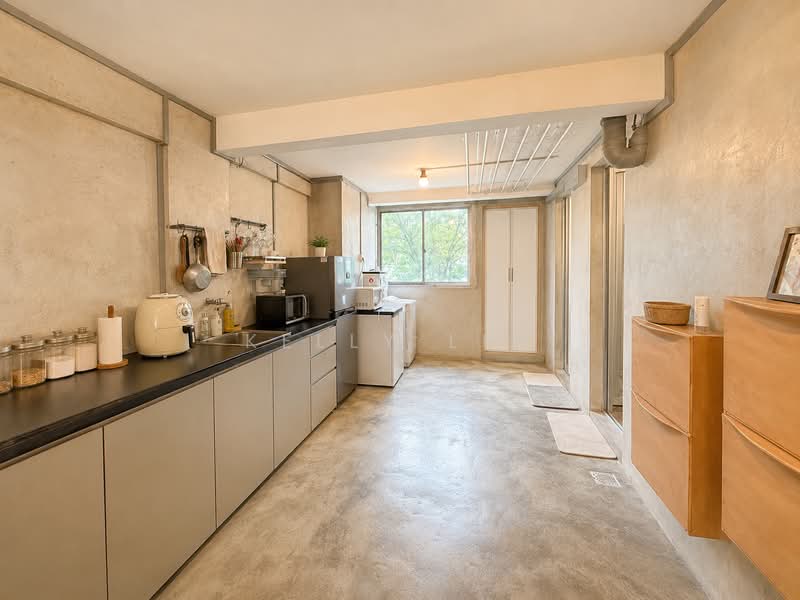 1 Lorong 7 Toa Payoh, 1 Lorong 7 Toa Payoh, 2 Bedrooms, 721 sqft, HDB Flat For Sale, by Kelly Lim, 500210330 - Kitchen - PropertyGuru.com.sg
