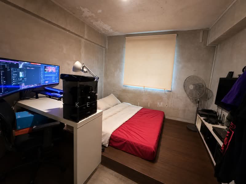 1 Lorong 7 Toa Payoh, 1 Lorong 7 Toa Payoh, 2 Bedrooms, 721 sqft, HDB Flat For Sale, by Kelly Lim, 500210330 - Bedroom - PropertyGuru.com.sg