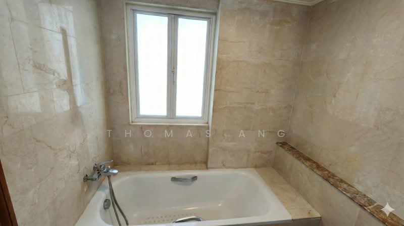 Emerald Garden, 33 Club Street, 3 Bedrooms, 1,259 sqft, Condominium For Rent, by Thomas Ang, 500210331 - Bathroom - PropertyGuru.com.sg