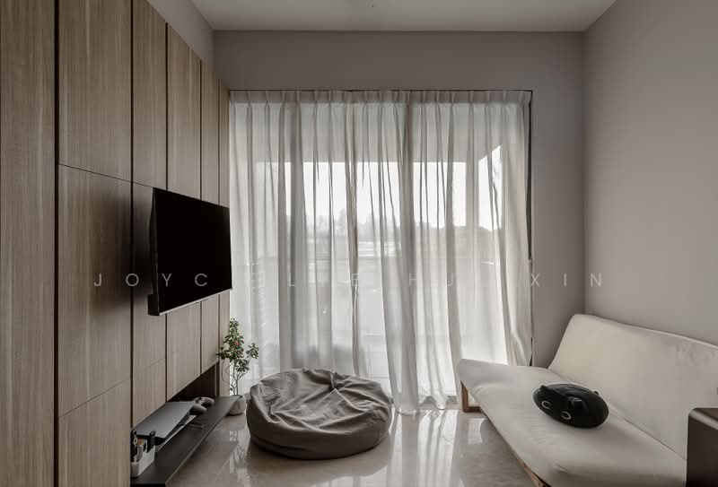 Haus On Handy, 30 Handy Road, 2 Bedrooms, 689 sqft, Condominium For Sale, by Joyce Lye Hui Xin, 500210338 - Living Room - PropertyGuru.com.sg