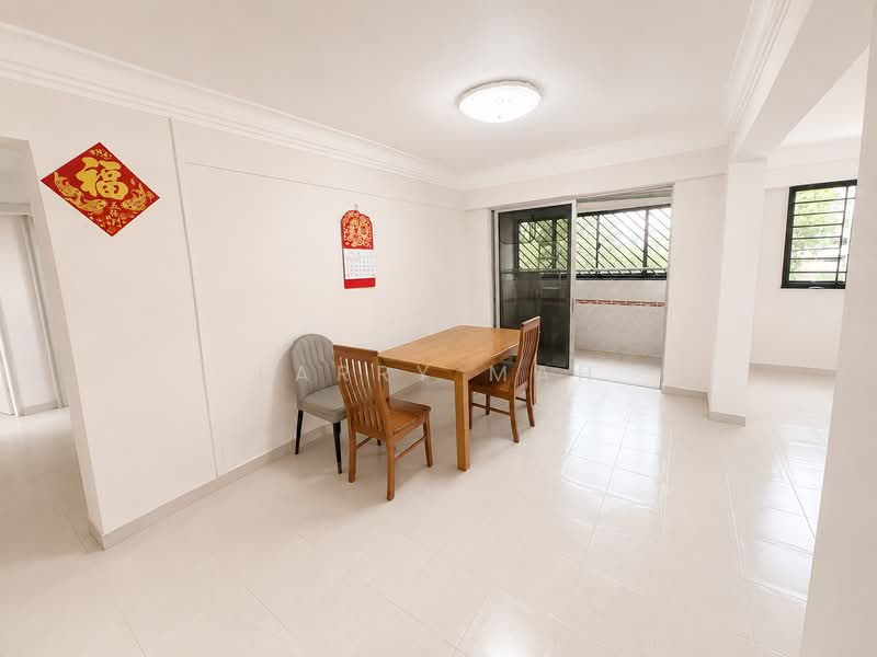 423 Ang Mo Kio Avenue 3, 423 Ang Mo Kio Avenue 3, 4 Bedrooms, 1,432 sqft, HDB Flat For Sale, by Larry Mah, 500210339 - Dining Room - PropertyGuru.com.sg