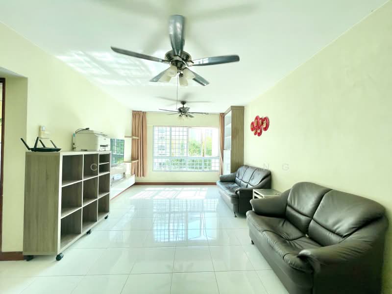 Melville Park, 22 Simei Street 1, 2 Bedrooms, 958 sqft, Apartment For Sale, by Caline Leong, 500210344 - Living Room - PropertyGuru.com.sg
