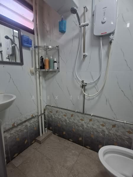 9 Selegie Road, 9 Selegie Road, Room Rental, 70 sqft, HDB Flat For Rent, by Alex Teoh, 500210346 - Bathroom - PropertyGuru.com.sg