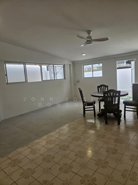 Jalan Sahabat, Jalan Sahabat, 4 Bedrooms, 2,692 sqft, Terraced House For Rent, by John Joseph Donough, 500210364 - Dining Room - PropertyGuru.com.sg