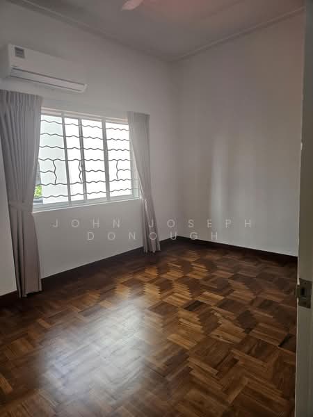 Jalan Sahabat, Jalan Sahabat, 4 Bedrooms, 2,692 sqft, Terraced House For Rent, by John Joseph Donough, 500210364 - Interior - PropertyGuru.com.sg