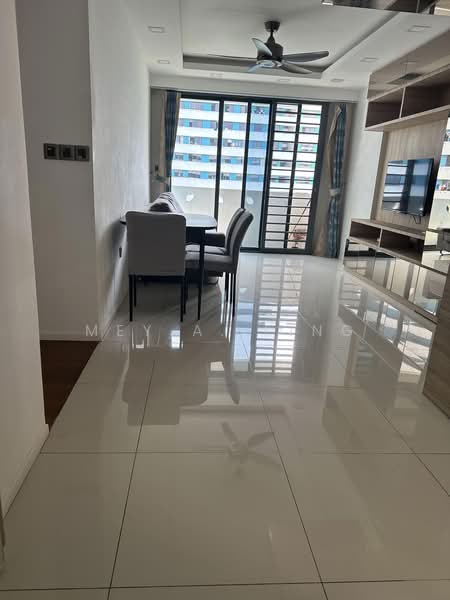 308A Punggol Walk, 308A Punggol Walk, 3 Bedrooms, 990 sqft, HDB Flat For Sale, by Mey A. Ling, 500210374 - Living Room - PropertyGuru.com.sg