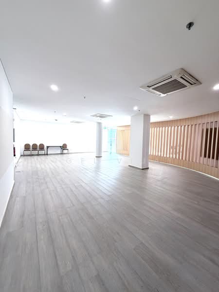 Cheap Ground floor unit for Retail, 2 Tessensohn Road, 892 sqft, Other Retail For Rent, by Nigel Vijay, 500210375 - Interior - CommercialGuru.com.sg