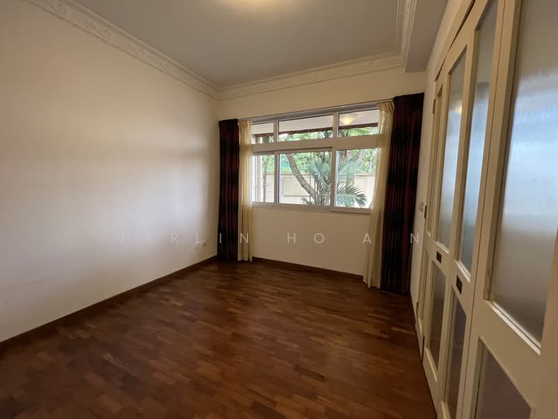 Allsworth Park, 355 Holland Road, 4 Bedrooms, 3,401 sqft, Condominium For Sale, by Perlin Ho A N, 500210396 - Common bedroom - PropertyGuru.com.sg