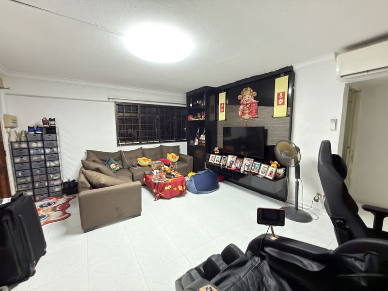 118 Serangoon North Avenue 1, 118 Serangoon North Avenue 1, 3 Bedrooms, 980 sqft, HDB Flat For Sale, by Sam Lim, 500210399 - Living Room - PropertyGuru.com.sg