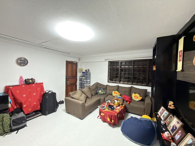118 Serangoon North Avenue 1, 118 Serangoon North Avenue 1, 3 Bedrooms, 980 sqft, HDB Flat For Sale, by Sam Lim, 500210399 - Living Room - PropertyGuru.com.sg